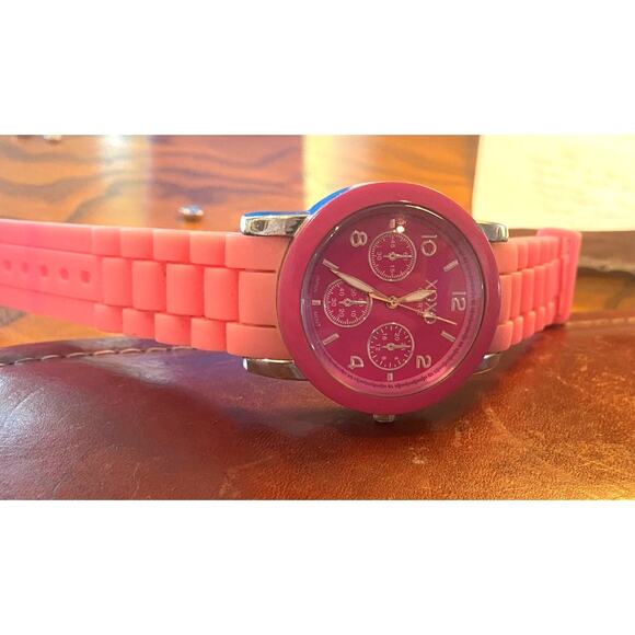 Women's 40mm Silver Tone XOXO Watch, Pink Bezel, Face and Poly Band - Picture 2 of 3